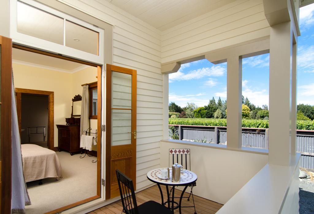 Brettons Retreat Hotel Richmond Room photo